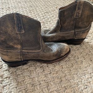 Miz Mooz leather ankle booties